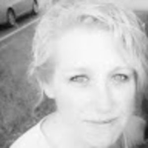 Meet your Posher, Dee